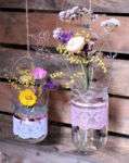 The hanging vase
