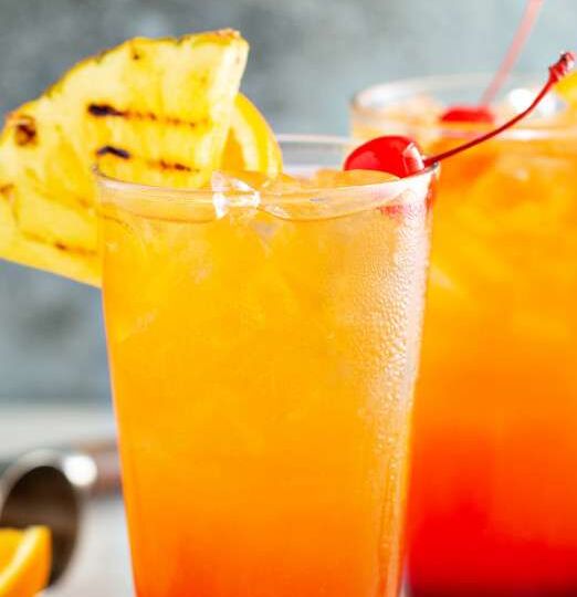 cocktail au jus de fruits et limonade bio 
